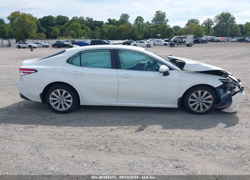 2020 TOYOTA CAMRY LE AWD VIN: 4T1C11BK7LU005218