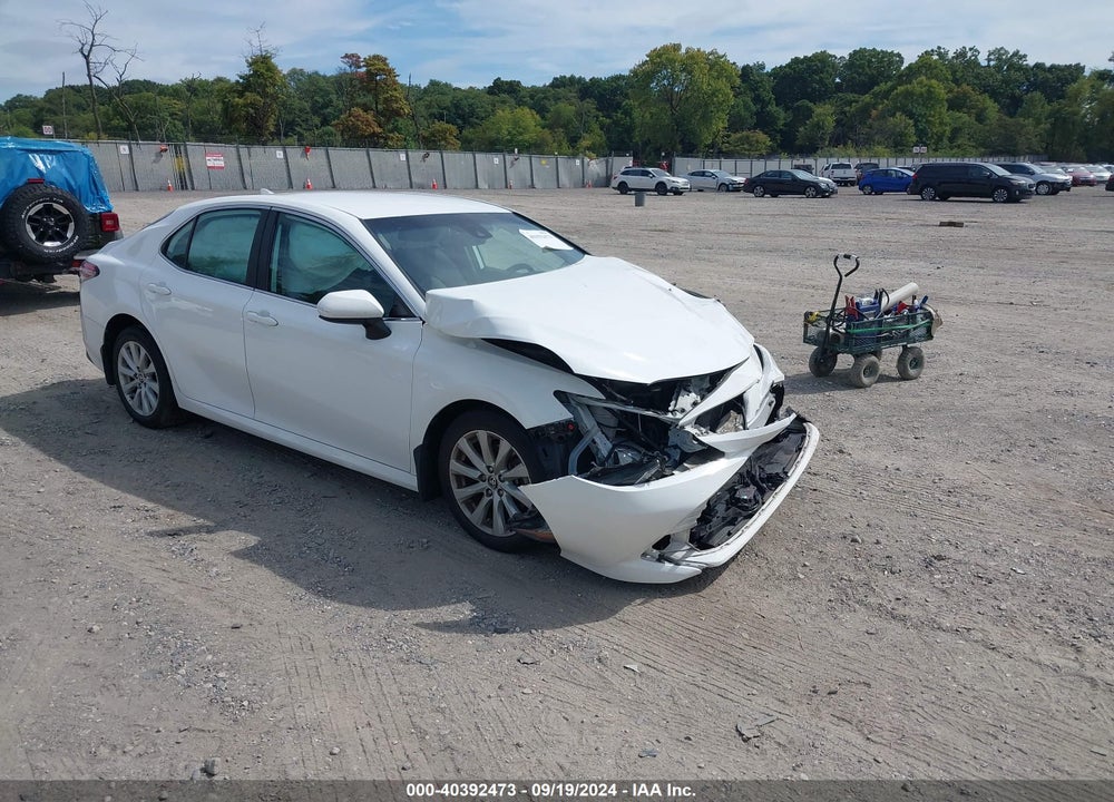 2020 TOYOTA CAMRY LE AWD VIN: 4T1C11BK7LU005218