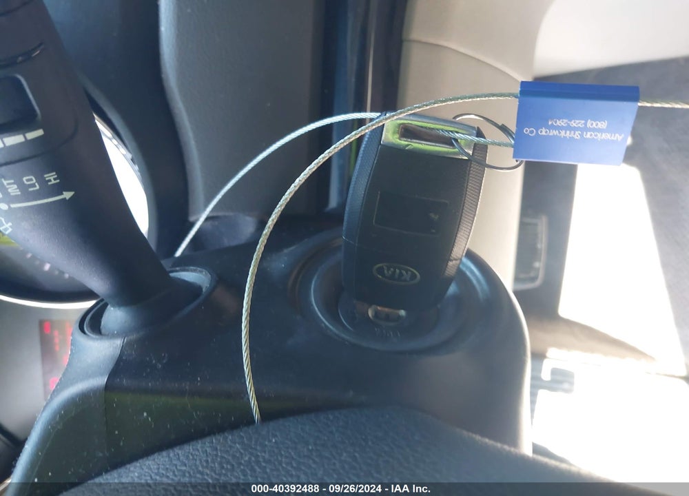 2016 KIA SEDONA LX VIN: KNDMB5C19G6185797