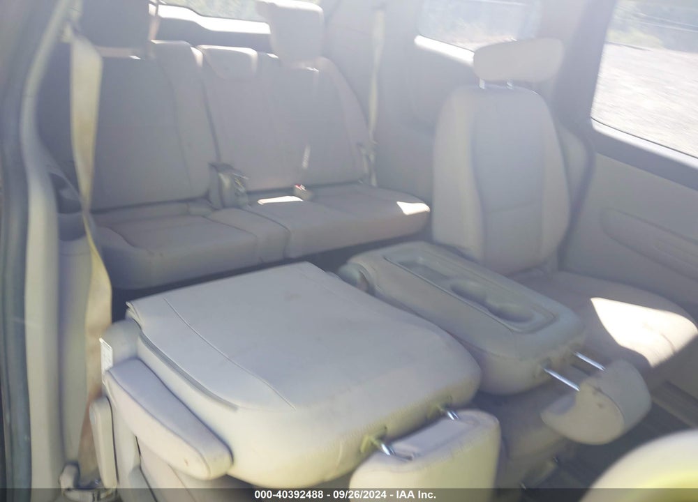 2016 KIA SEDONA LX VIN: KNDMB5C19G6185797