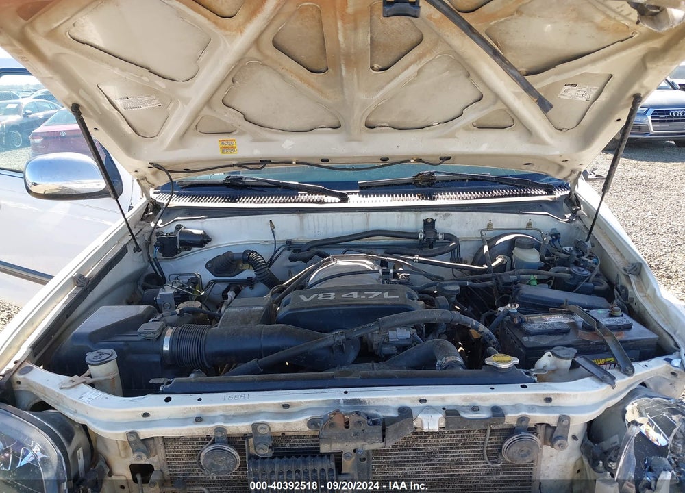 2000 TOYOTA TUNDRA SR5 V8 VIN: 5TBBT4417YS092848