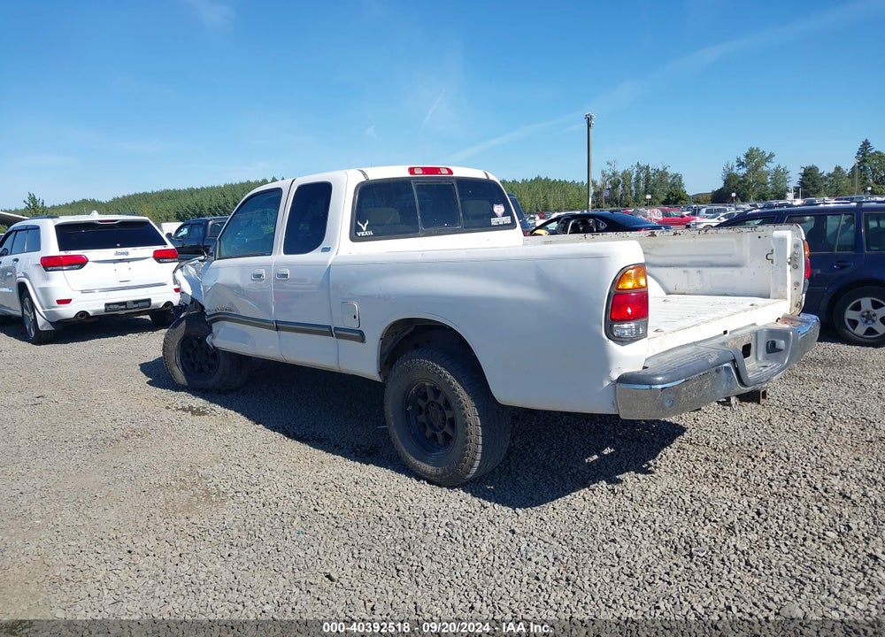 2000 TOYOTA TUNDRA SR5 V8 VIN: 5TBBT4417YS092848