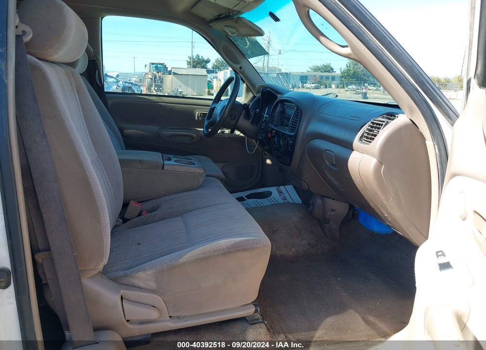 2000 TOYOTA TUNDRA SR5 V8 VIN: 5TBBT4417YS092848
