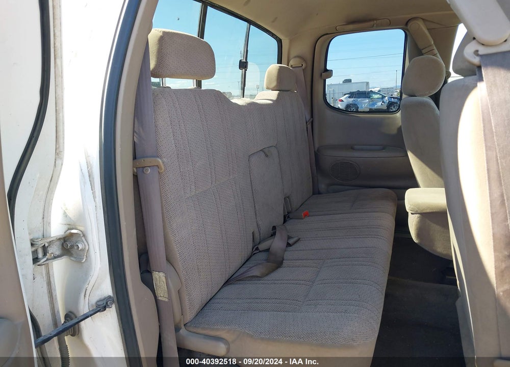 2000 TOYOTA TUNDRA SR5 V8 VIN: 5TBBT4417YS092848