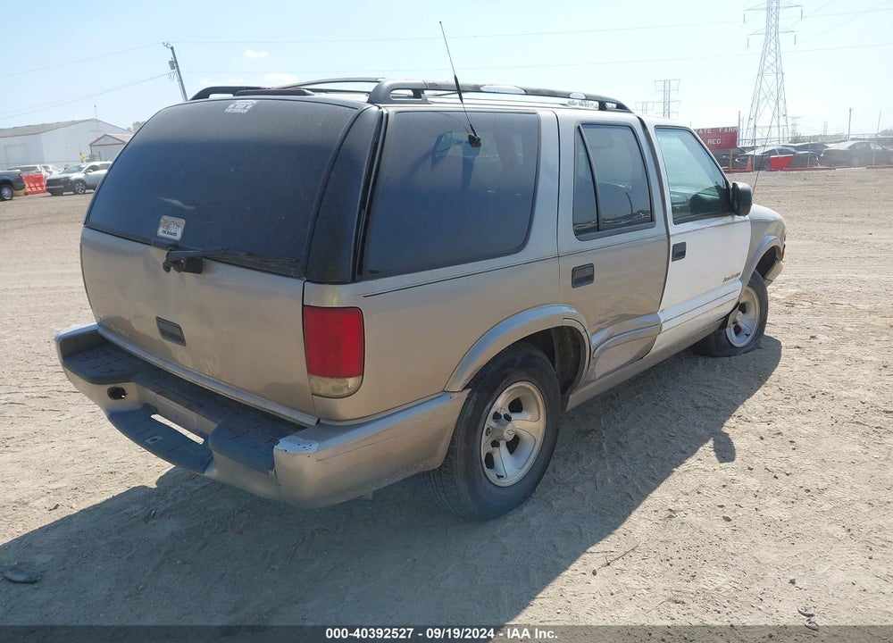 2001 CHEVROLET BLAZER TRAILBLAZER VIN: 1GNCS13W712158684