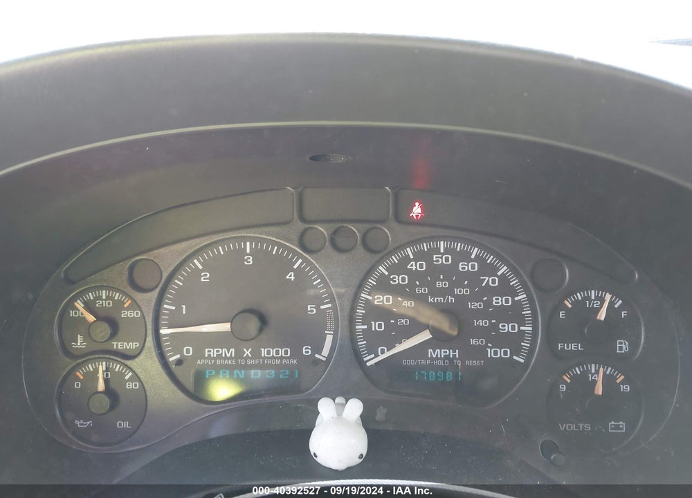 2001 CHEVROLET BLAZER TRAILBLAZER VIN: 1GNCS13W712158684