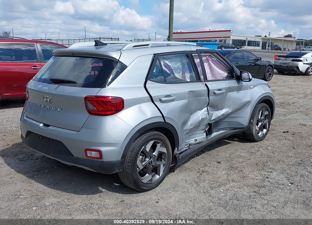 2021 HYUNDAI VENUE SEL VIN: KMHRC8A36MU104525