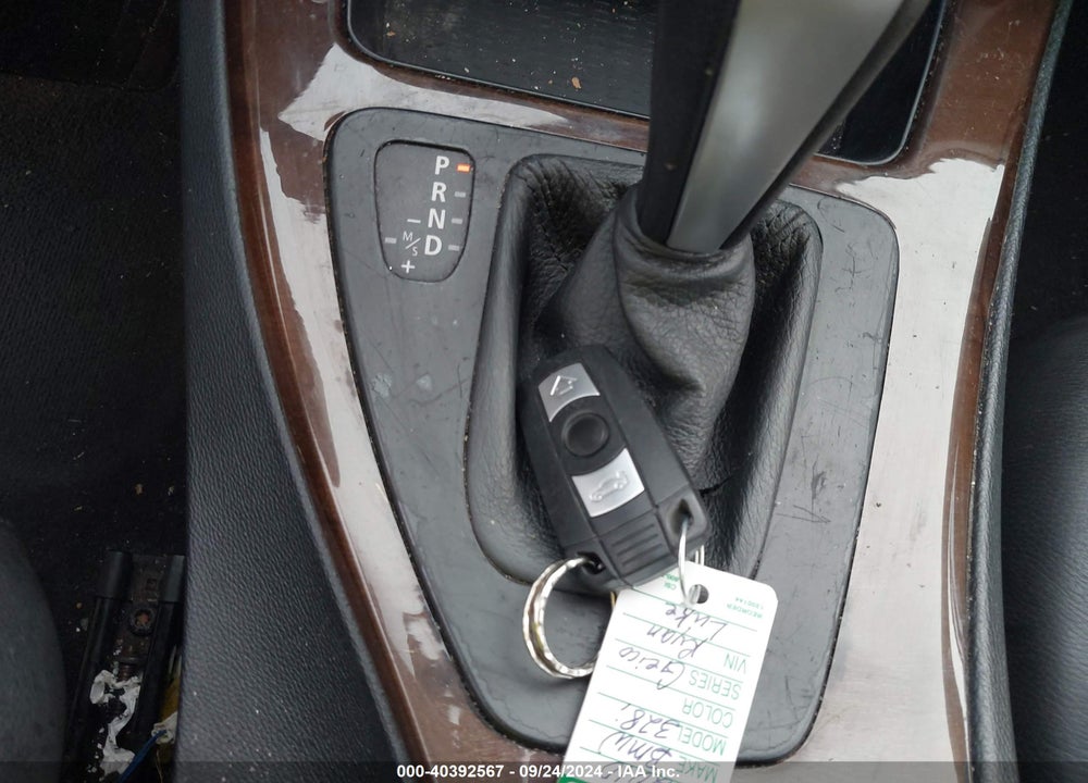 2010 BMW 328I VIN: WBAPH7G52ANM52552