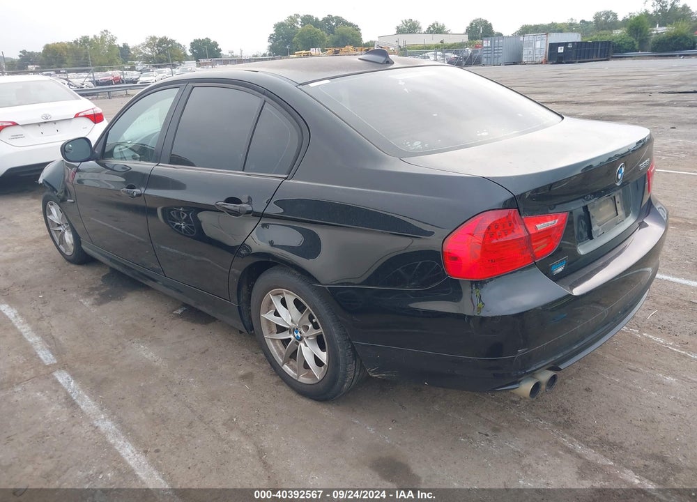 2010 BMW 328I VIN: WBAPH7G52ANM52552