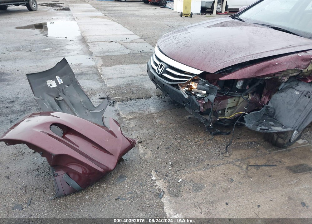 2011 HONDA ACCORD 3.5 EX-L VIN: 1HGCP3F81BA001664
