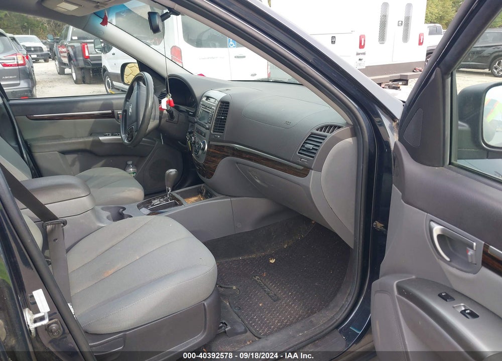 2011 HYUNDAI SANTA FE GLS VIN: 5XYZG3AB9BG085311