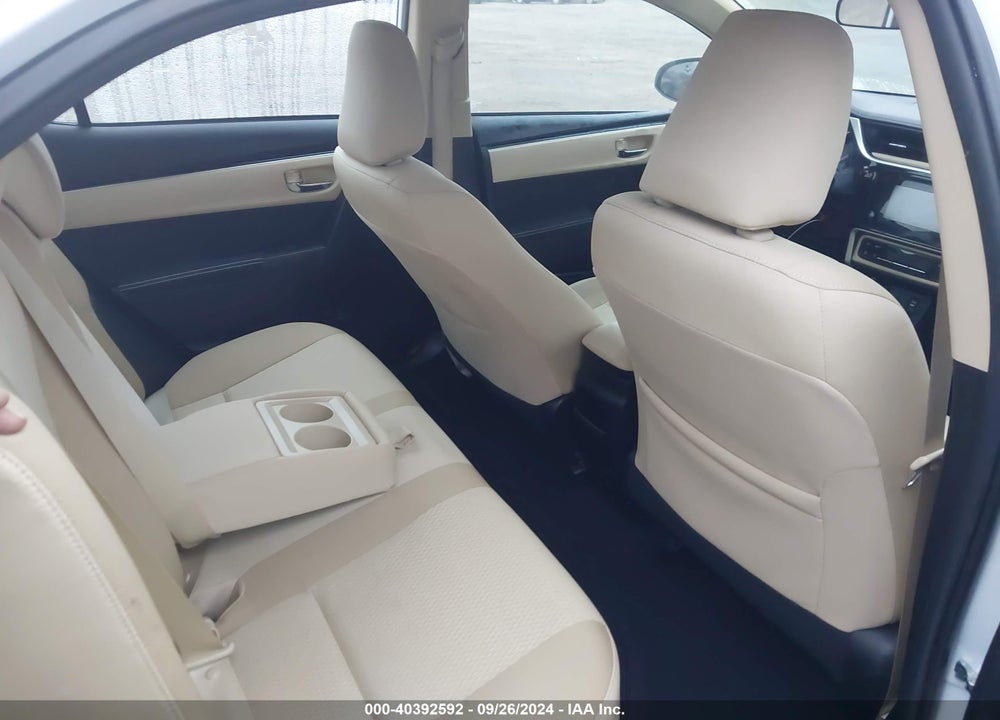 2019 TOYOTA COROLLA LE VIN: 2T1BURHE8KC198790
