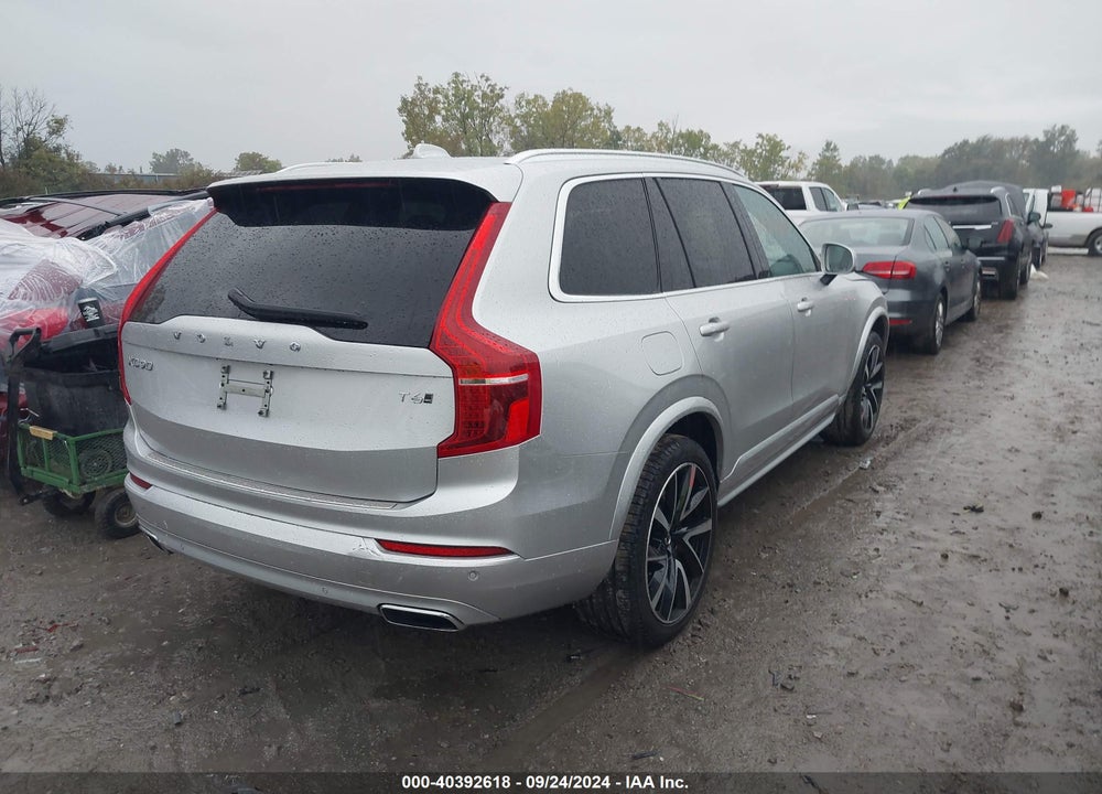 2021 VOLVO XC90 T6 MOMENTUM 7 PASSENGER VIN: YV4A22PK8M1696363