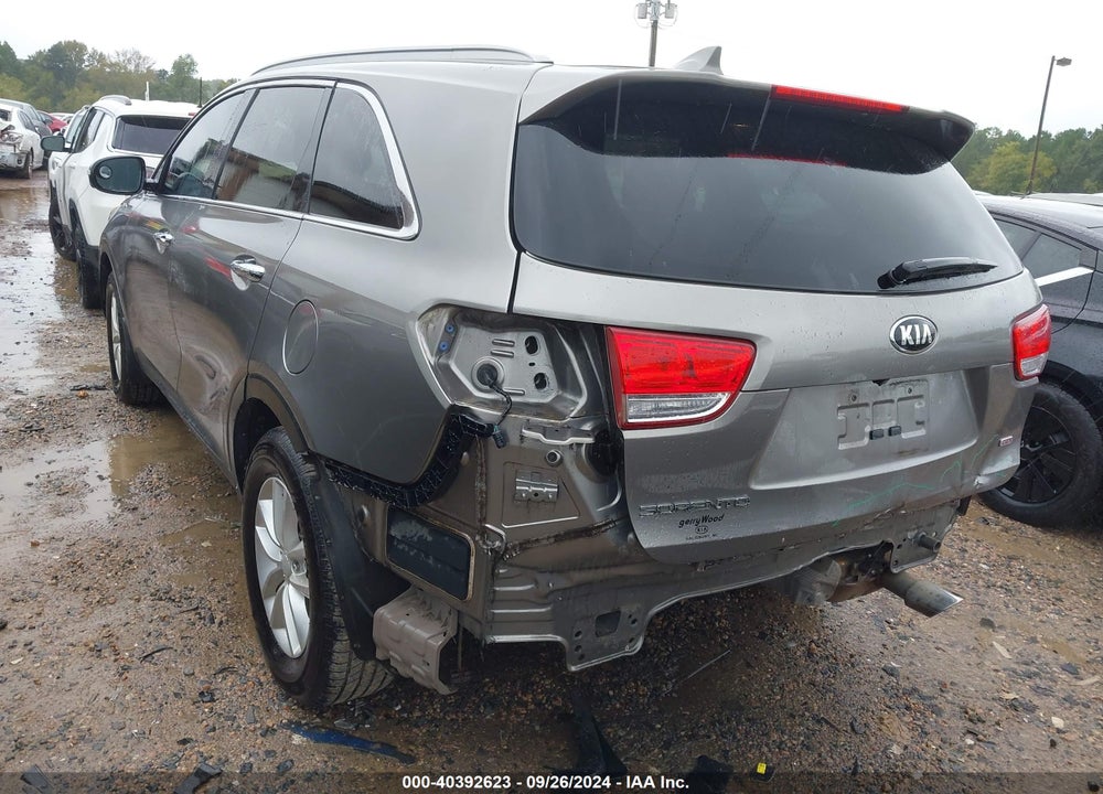 2016 KIA SORENTO 2.4L LX VIN: 5XYPG4A33GG154331