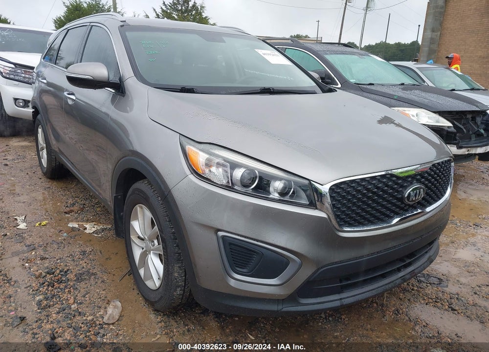 2016 KIA SORENTO 2.4L LX VIN: 5XYPG4A33GG154331