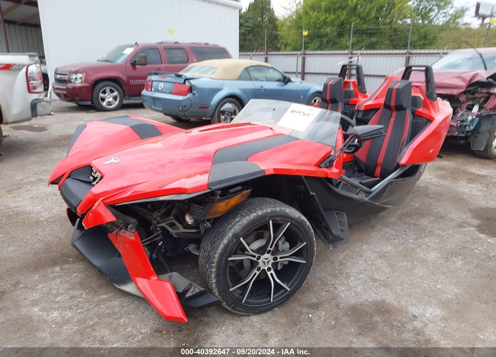 2015 POLARIS SLINGSHOT SL VIN: 57XAAPFA0F5101603