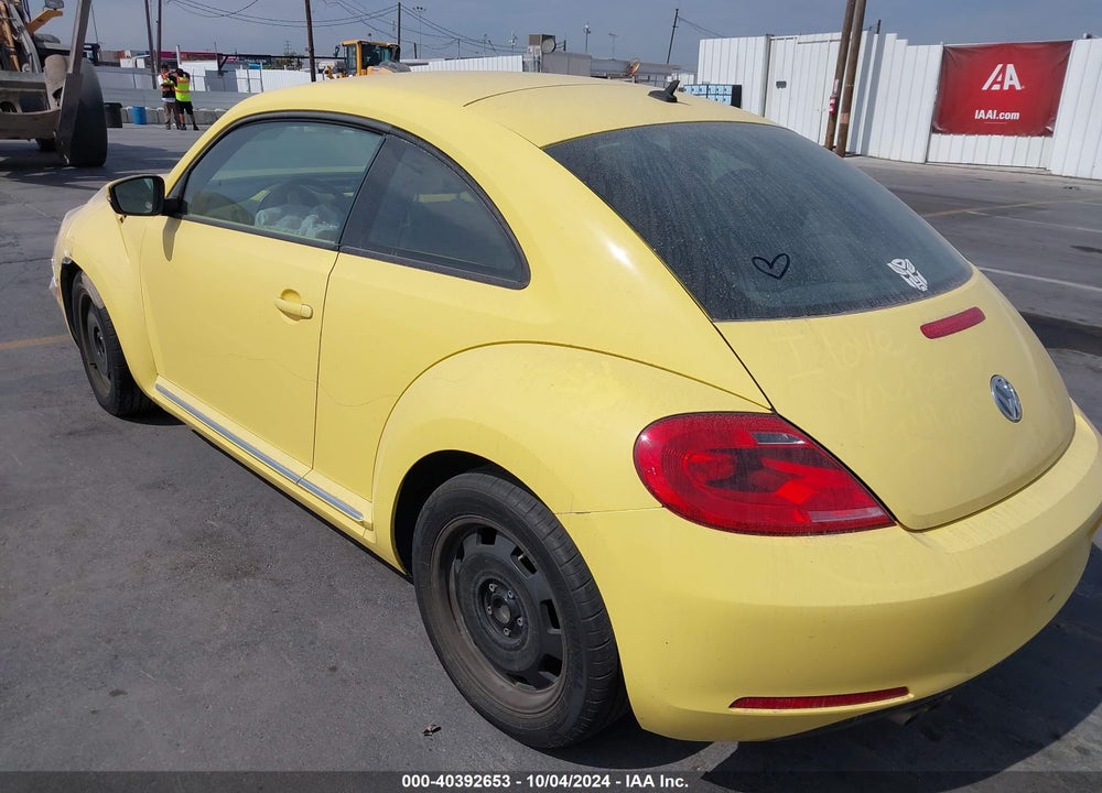2012 VOLKSWAGEN BEETLE 2.5L VIN: 3VWJP7AT0CM605880