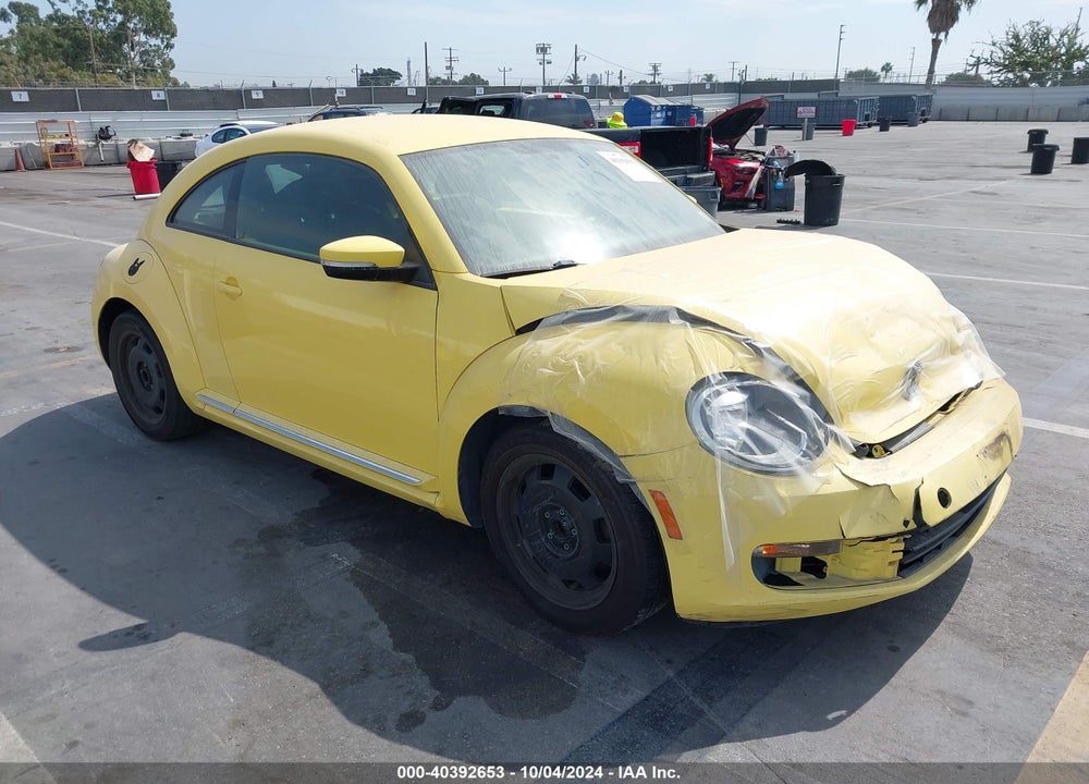 2012 VOLKSWAGEN BEETLE 2.5L VIN: 3VWJP7AT0CM605880