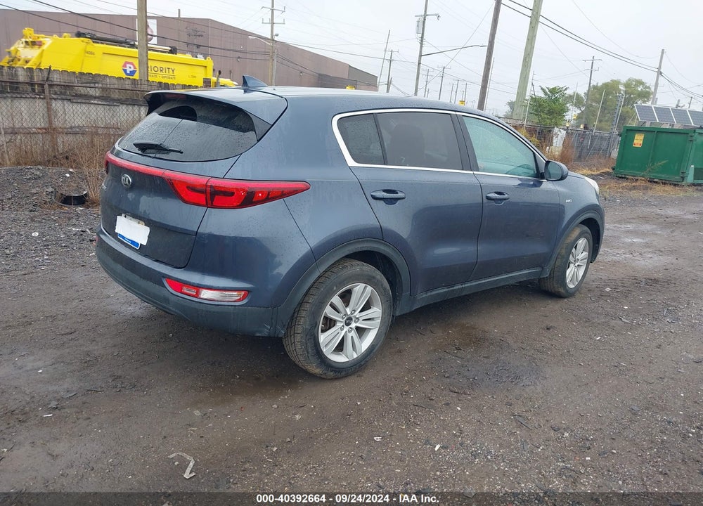 2017 KIA SPORTAGE LX VIN: KNDPMCAC8H7102257