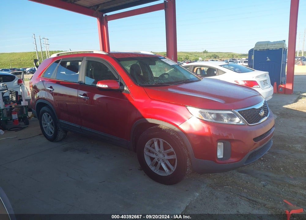 2014 KIA SORENTO LX VIN: 5XYKT3A69EG537696