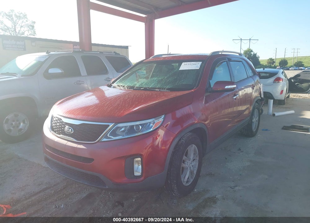 2014 KIA SORENTO LX VIN: 5XYKT3A69EG537696