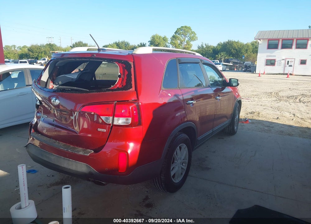 2014 KIA SORENTO LX VIN: 5XYKT3A69EG537696