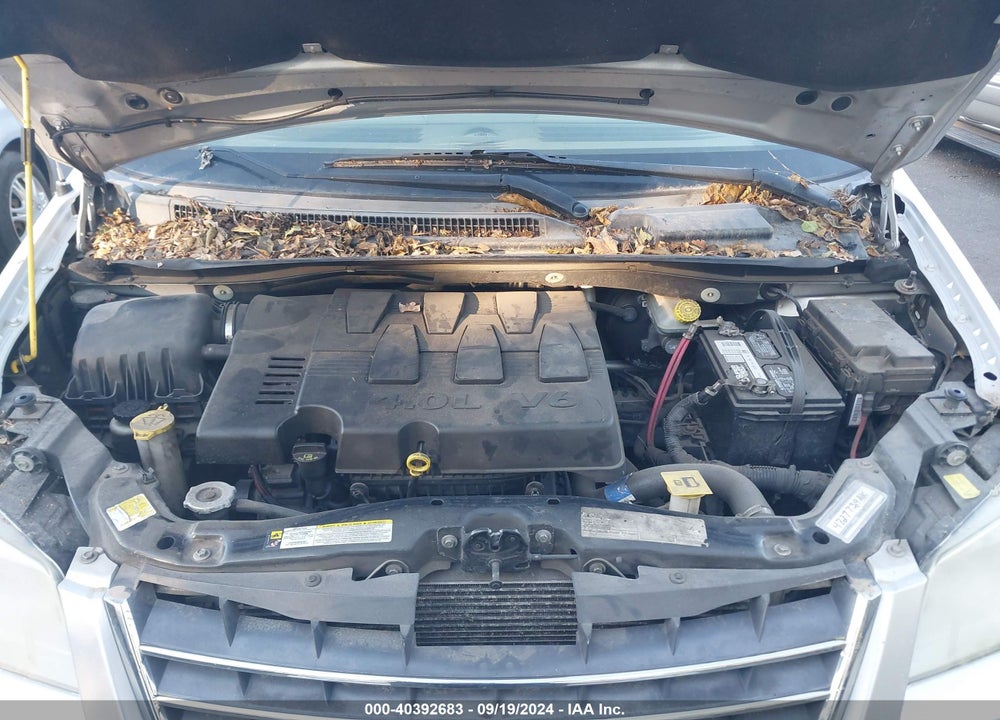 2008 CHRYSLER TOWN & COUNTRY LIMITED VIN: 2A8HR64X18R132861
