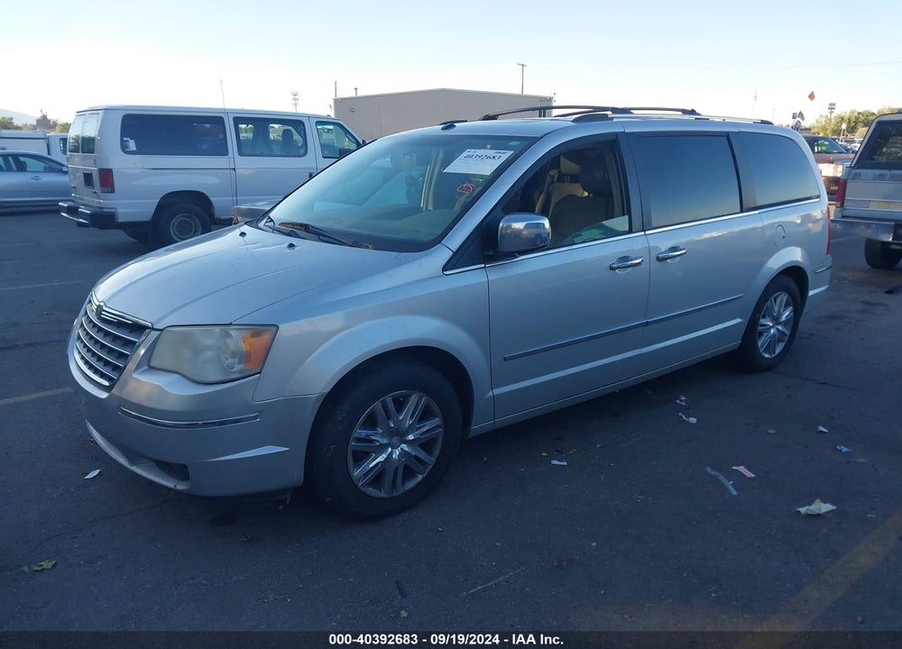 2008 CHRYSLER TOWN & COUNTRY LIMITED VIN: 2A8HR64X18R132861