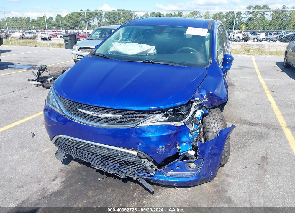 2020 CHRYSLER PACIFICA TOURING VIN: 2C4RC1FG7LR283192