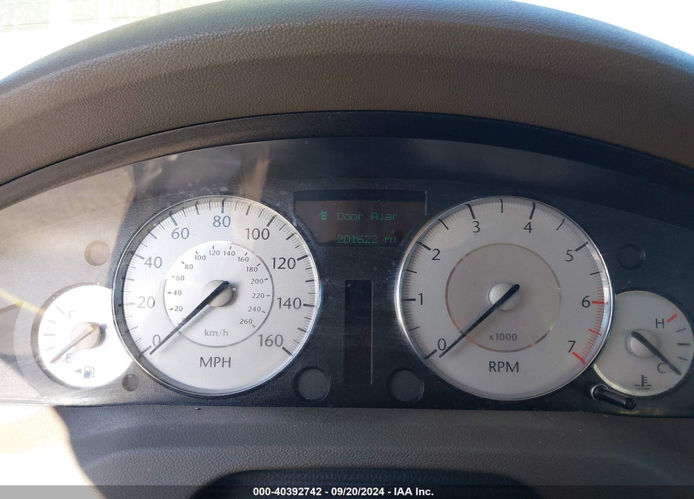 2008 CHRYSLER 300C HEMI VIN: 2C3LA63H38H180763