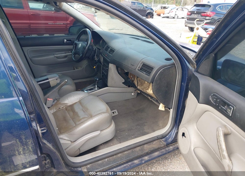 2005 VOLKSWAGEN JETTA GLS TDI VIN: 3VWSR69M05M033170
