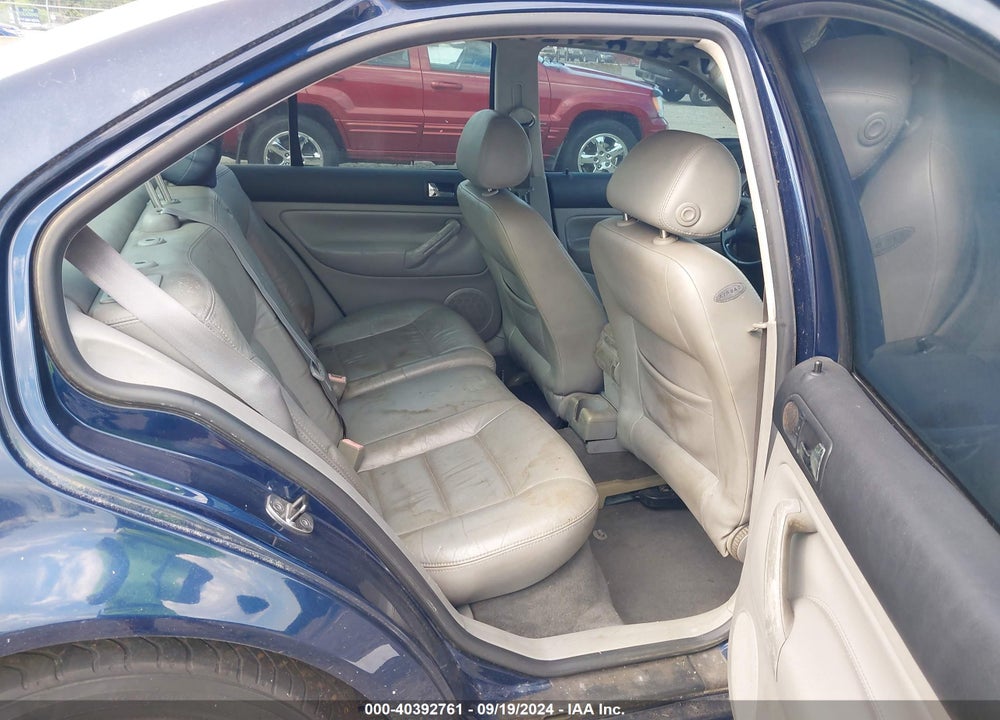2005 VOLKSWAGEN JETTA GLS TDI VIN: 3VWSR69M05M033170
