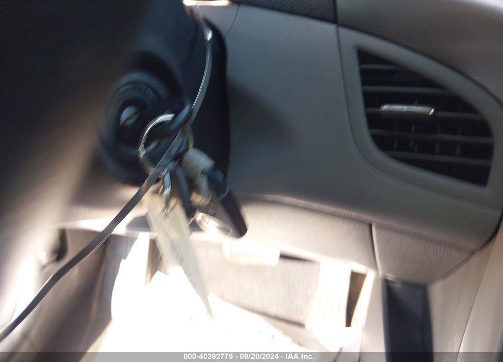 2013 HYUNDAI ELANTRA GLS VIN: KMHDH4AE2DU857118