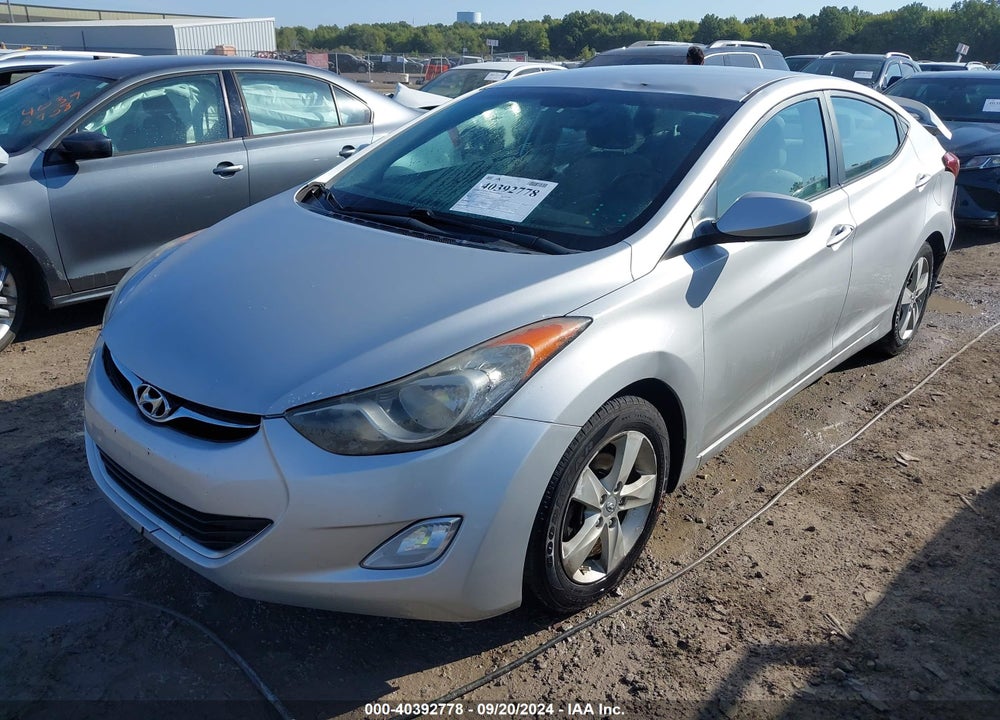 2013 HYUNDAI ELANTRA GLS VIN: KMHDH4AE2DU857118