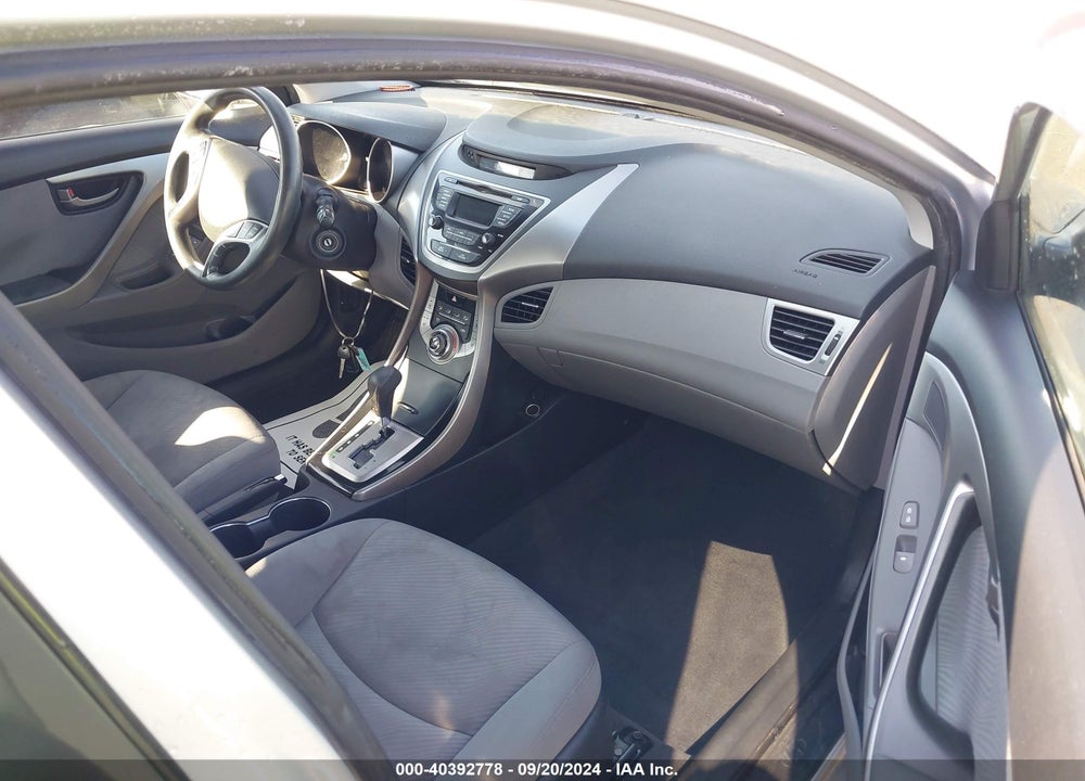 2013 HYUNDAI ELANTRA GLS VIN: KMHDH4AE2DU857118