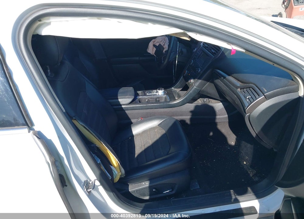 2017 FORD FUSION SE VIN: 3FA6P0T99HR144373