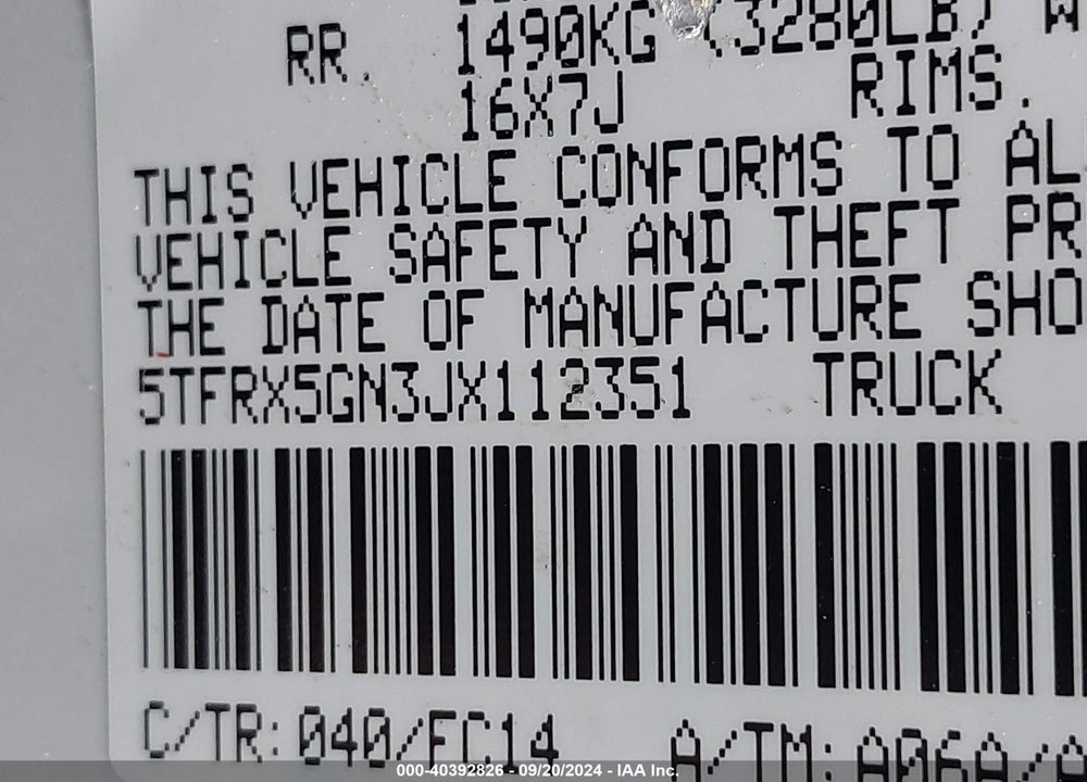 2018 TOYOTA TACOMA SR5 VIN: 5TFRX5GN3JX112351