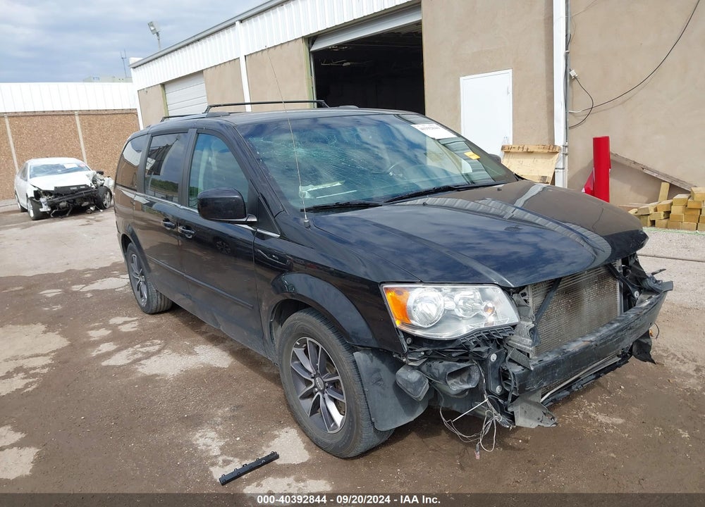 2017 DODGE GRAND CARAVAN SXT VIN: 2C4RDGCG4HR596292