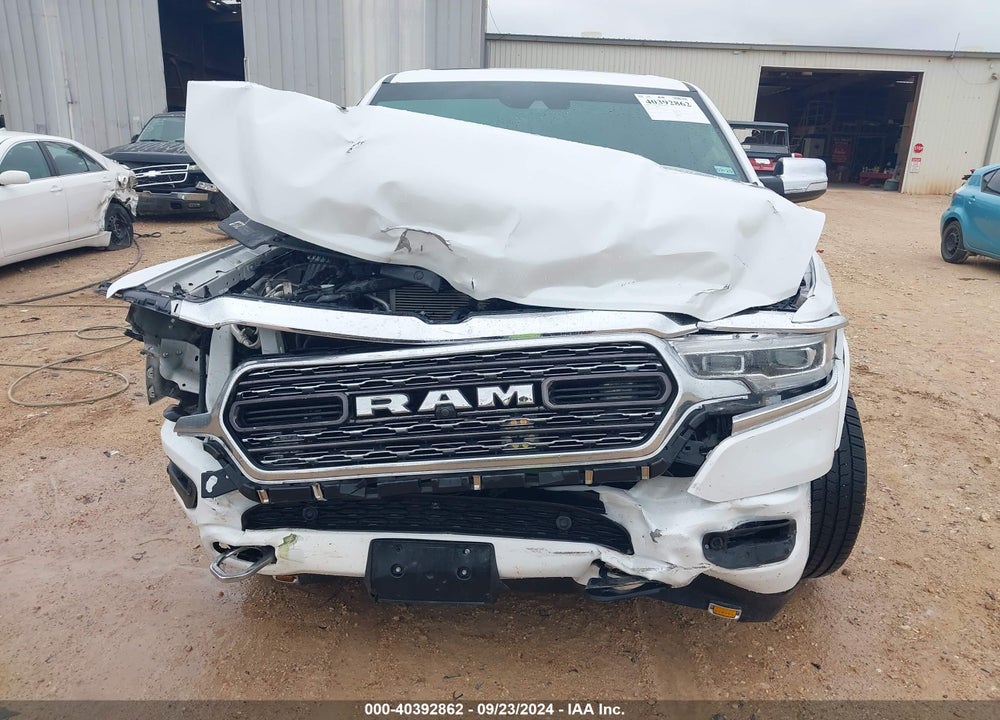 2019 RAM 1500 LIMITED 4X4 5'7 BOX VIN: 1C6SRFHT5KN845312