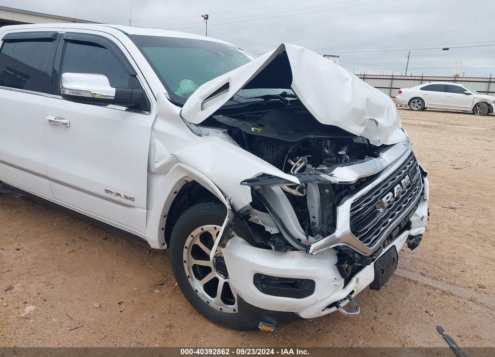 2019 RAM 1500 LIMITED 4X4 5'7 BOX VIN: 1C6SRFHT5KN845312