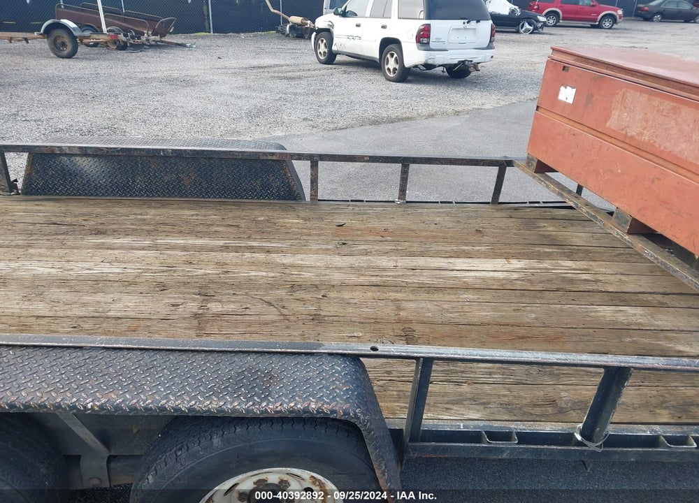 2001 BACKYARD TRAILER 2 AXEL VIN: 1B9BF1620YC569051