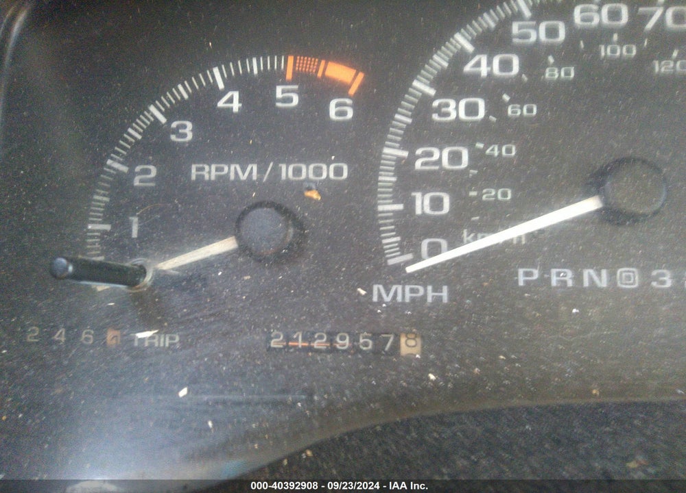1999 GMC YUKON DENALI VIN: 1GKEK13R5XR916053