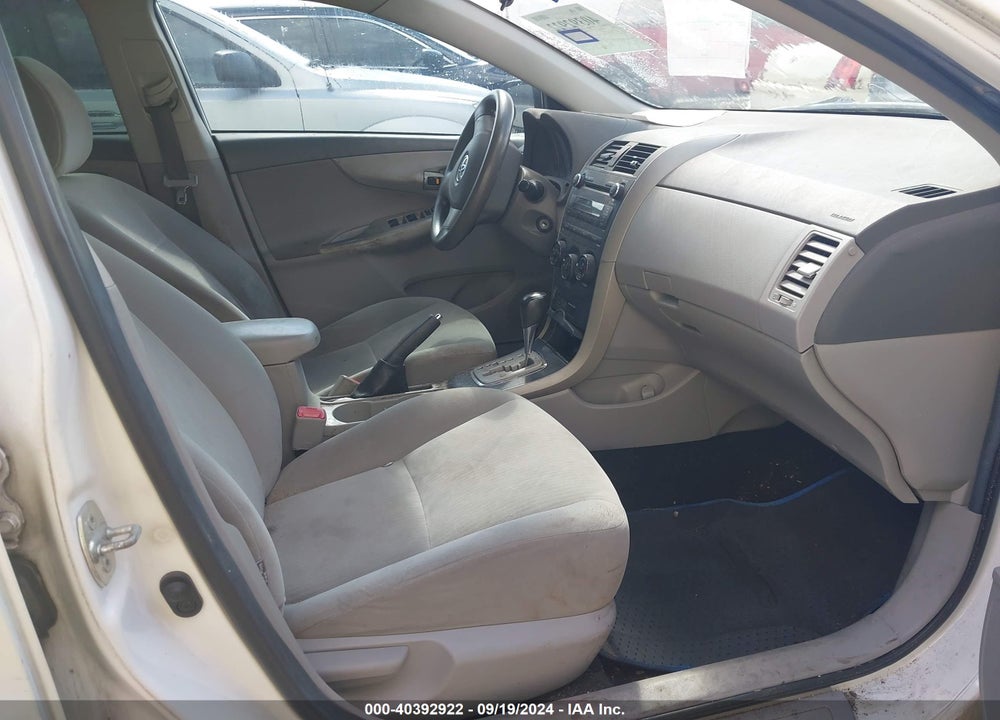 2010 TOYOTA COROLLA LE VIN: 2T1BU4EE4AC366883