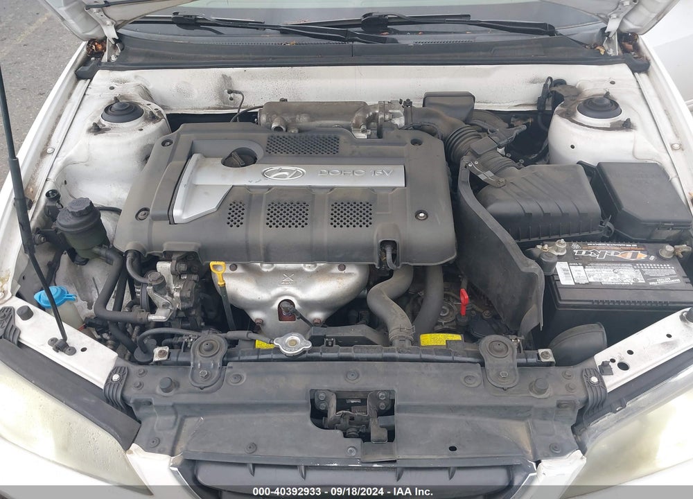 2004 HYUNDAI ELANTRA GLS/GT VIN: KMHDN46D14U769881