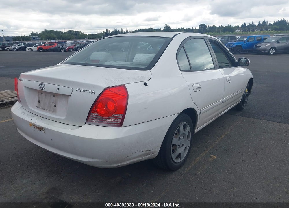 2004 HYUNDAI ELANTRA GLS/GT VIN: KMHDN46D14U769881