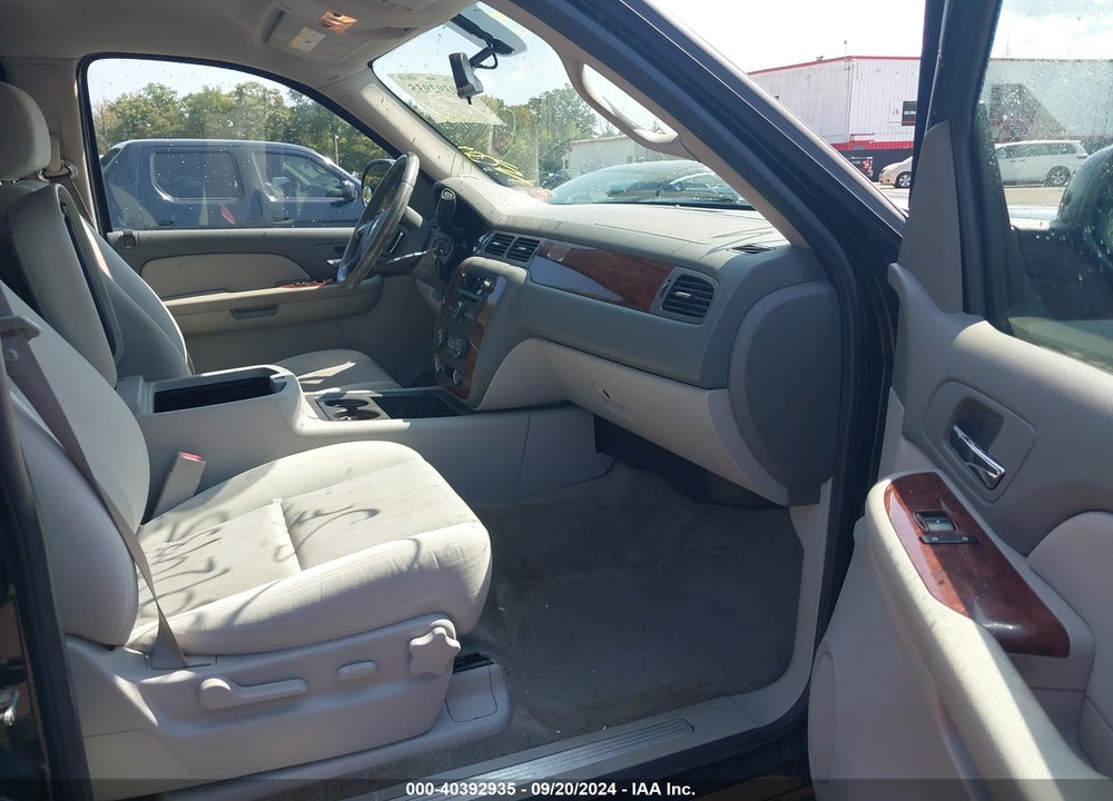 2009 CHEVROLET TAHOE LT1 VIN: 1GNFK23019R100619