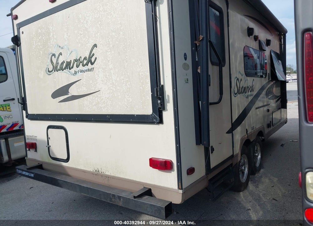 2015 FLAGSTAFF SHAMROCK FOREST RIVER M19 TRAVEL TRAILER 0SLD WHIT VIN: 4X4TFLU23FZ137313