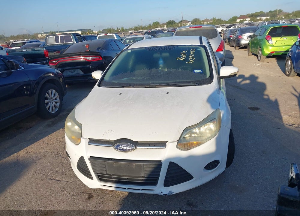 2013 FORD FOCUS SE VIN: 1FADP3K21DL247499