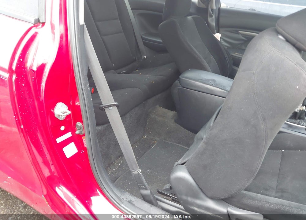 2011 HONDA ACCORD 2.4 EX VIN: 1HGCS1A76BA014346