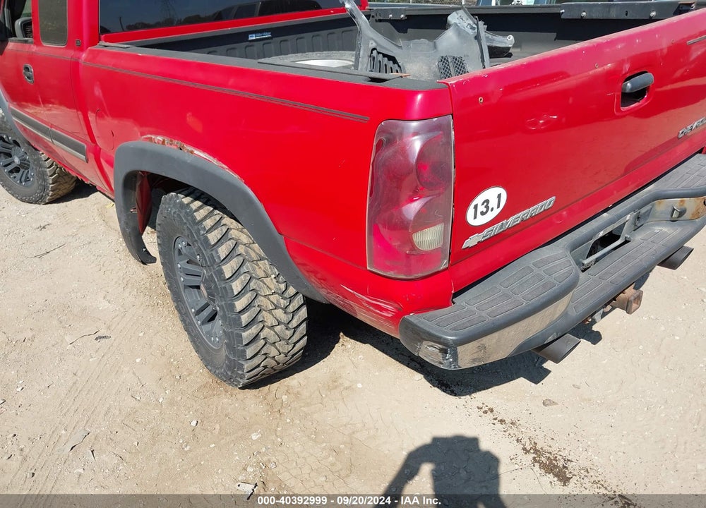2003 CHEVROLET SILVERADO 1500 LS VIN: 2GCEK19T931157537